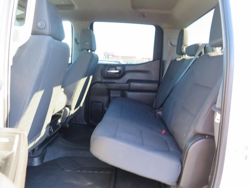 Used 2024 Chevrolet Colorado Trail Boss w/ Technology Package image 16