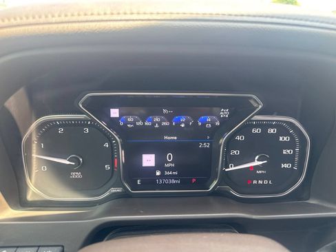 Used 2020 GMC Sierra 2500 Denali w/ Denali Ultimate Package AWD/4WD image 9