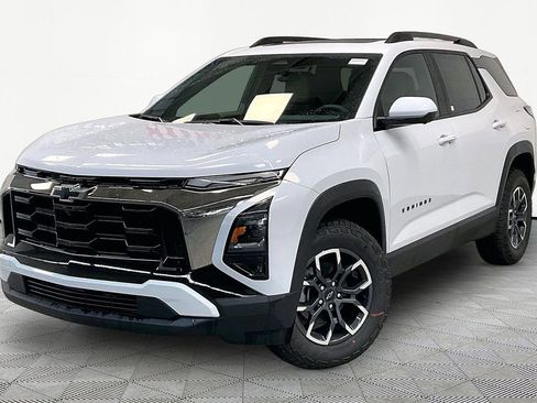New 2026 Chevrolet Equinox ACTIV w/ Convenience Package III AWD/4WD image 1