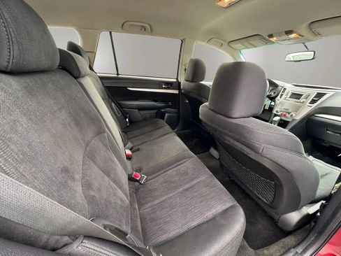 Used 2014 Subaru Outback 2.5i Premium w/ Accessory Value Package (OYZ) AWD/4WD image 13