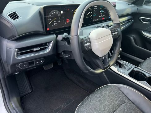 Used 2025 Kia K4 GT-Line image 19