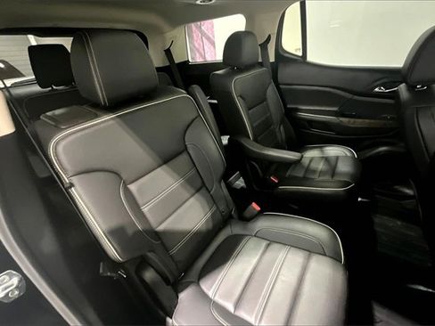 Used 2022 GMC Acadia Denali image 25