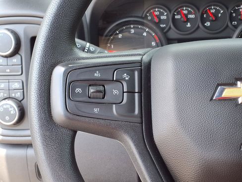 Used 2025 Chevrolet Silverado 3500 W/T AWD/4WD image 17