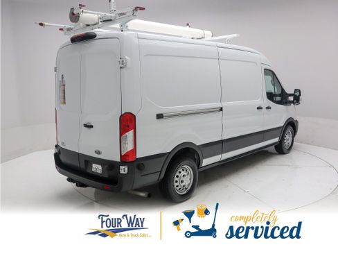 Used 2023 Ford Transit 250 Medium Roof AWD image 4