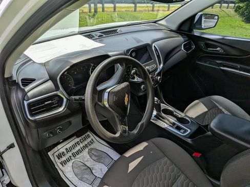 Used 2019 Chevrolet Equinox LT FWD image 14
