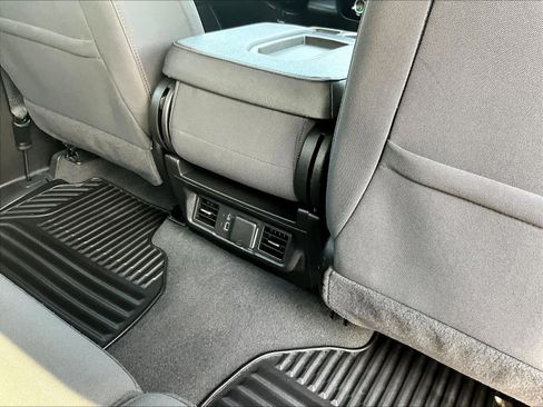 Used 2023 Chevrolet Silverado 1500 LT image 26