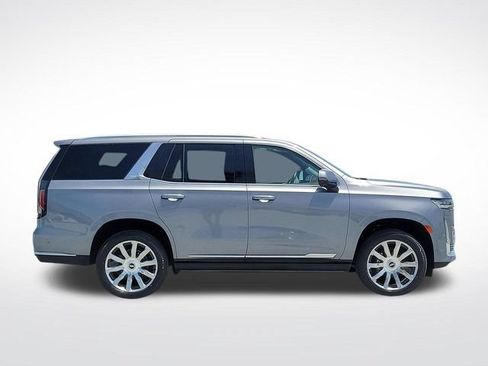 Certified 2022 Cadillac Escalade Premium Luxury Platinum AWD/4WD image 6