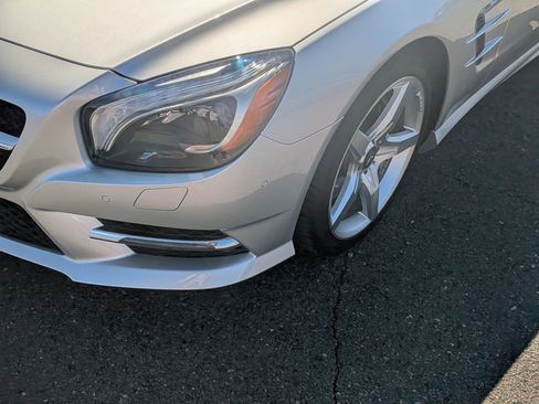 Used 2013 Mercedes-Benz SL 550 image 9