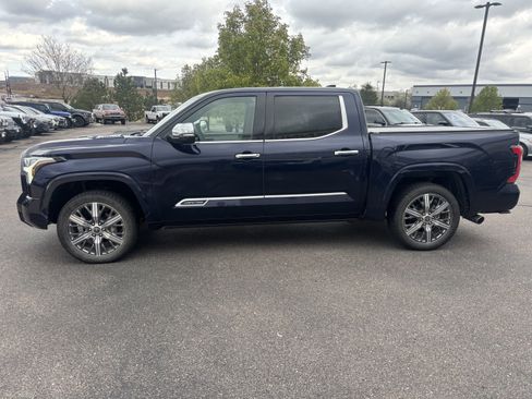 Used 2023 Toyota Tundra Capstone AWD/4WD image 4