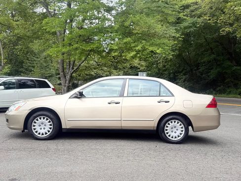 Used 2007 Honda Accord VP image 4