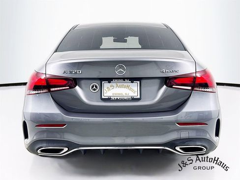 Used 2022 Mercedes-Benz A 220 4MATIC w/ AMG Line image 6