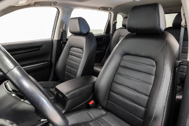 Used 2025 Honda CR-V EX-L image 12