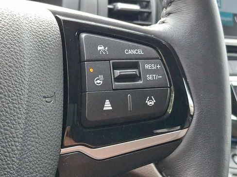 Used 2025 Honda Odyssey Elite image 22