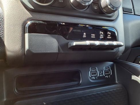Used 2022 RAM 1500 Big Horn image 17