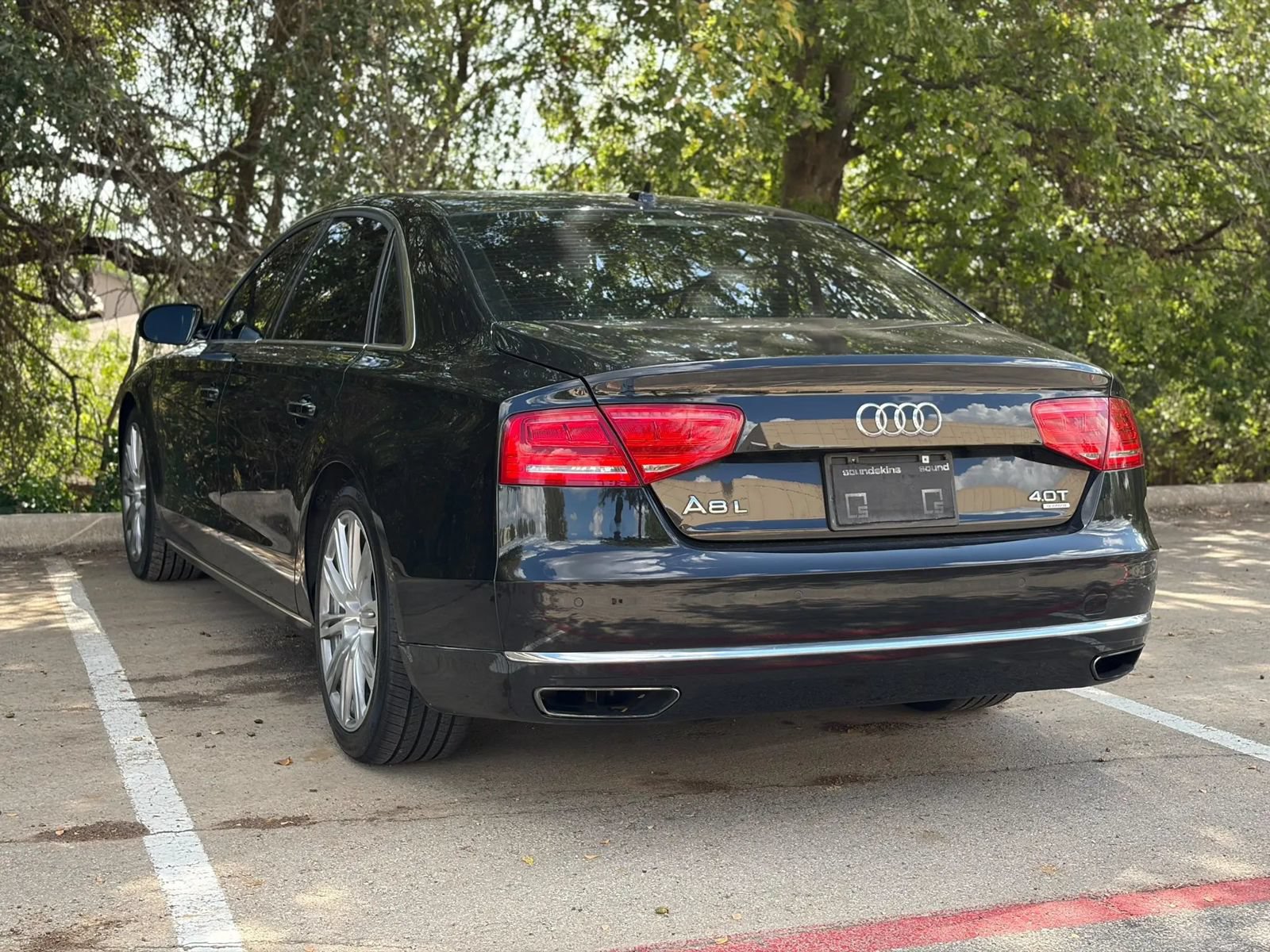 Used 2014 Audi A8 L 4.0T w/ Luxury Package AWD/4WD image 4