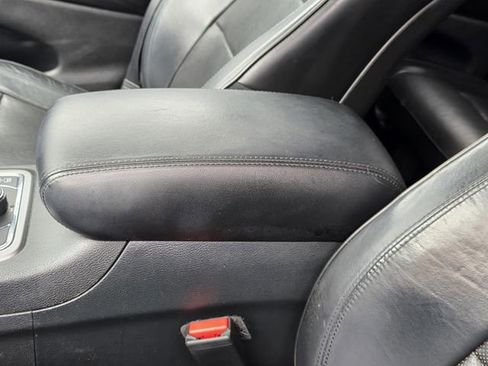 Used 2018 Jeep Grand Cherokee Overland image 8