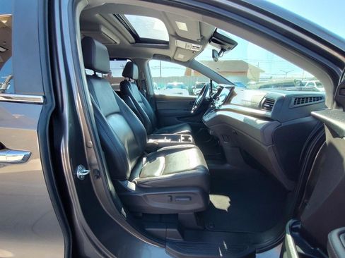 Used 2018 Honda Odyssey EX-L image 45