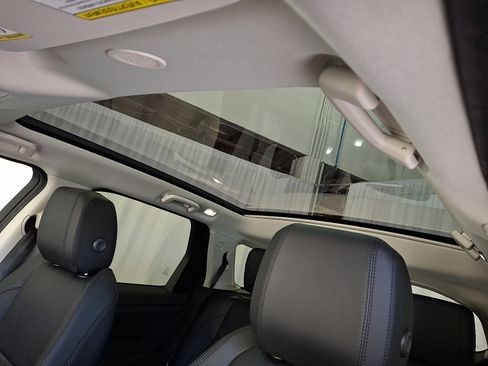 Certified 2025 Land Rover Discovery Sport S image 14