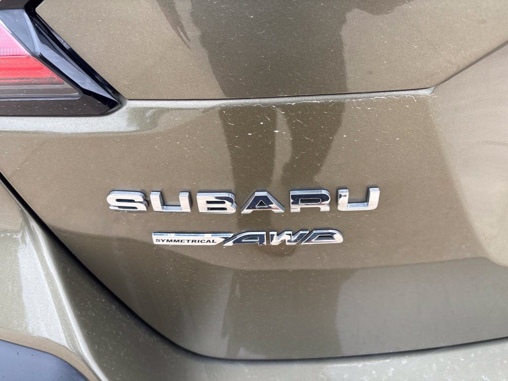 Used 2025 Subaru Outback Limited AWD/4WD image 21
