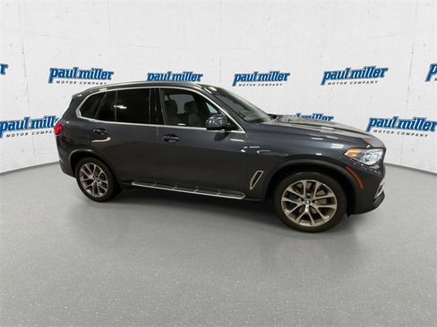 Used 2019 BMW X5 xDrive50i w/ Executive Package image 13