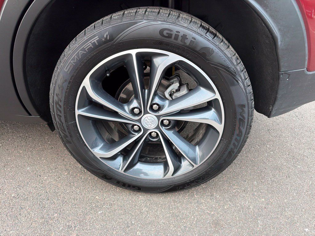 Used 2023 Buick Encore GX Select FWD image 34