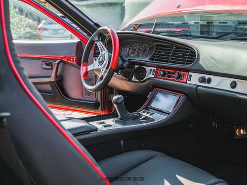 Used 1987 Porsche 944 Coupe image 25