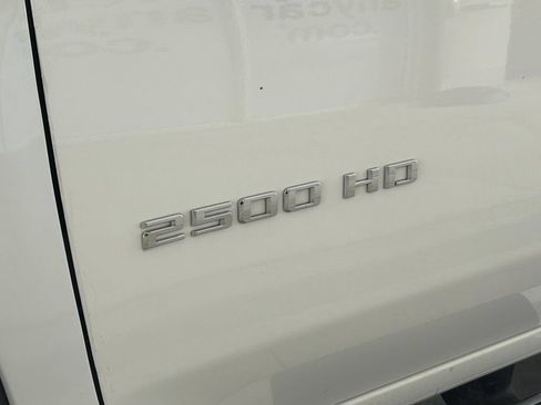 Used 2026 Chevrolet Silverado 2500 LT AWD/4WD image 17
