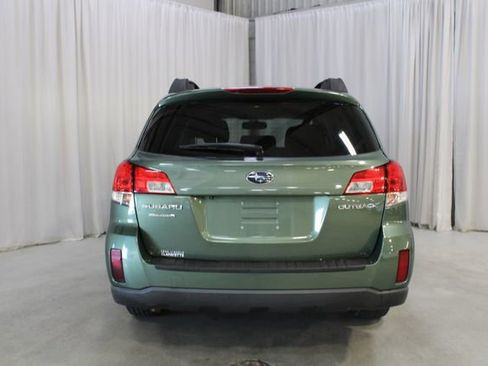 Used 2013 Subaru Outback 2.5i Premium AWD/4WD image 24
