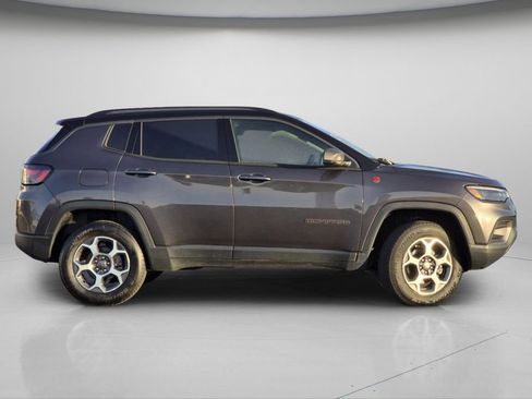 Used 2022 Jeep Compass Trailhawk w/ Trailhawk Elite Group image 25