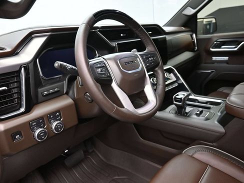 Used 2026 GMC Sierra 1500 Denali AWD/4WD image 18