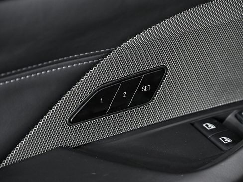 Used 2021 BMW M4 Competition w/ M Carbon Exterior Package RWD image 14