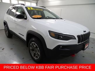 Certified 2023 Jeep Cherokee Trailhawk w/ Premium Leather Package video 1