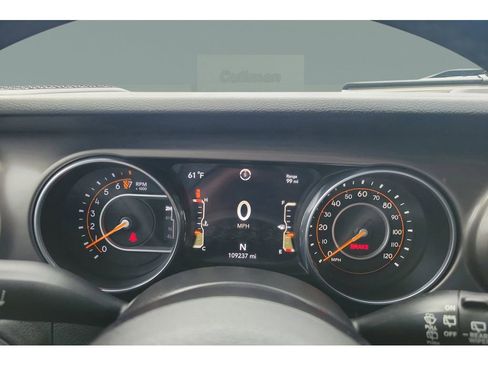 Used 2018 Jeep Wrangler Unlimited Sport S AWD/4WD image 13
