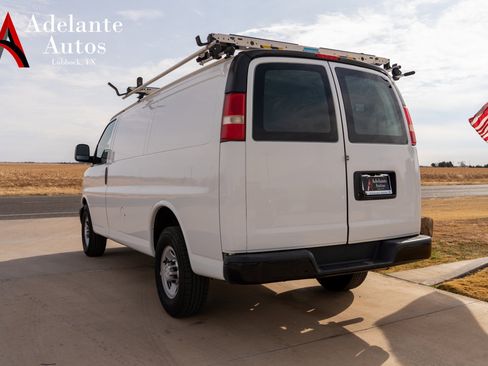 Used 2016 Chevrolet Express 2500 image 4