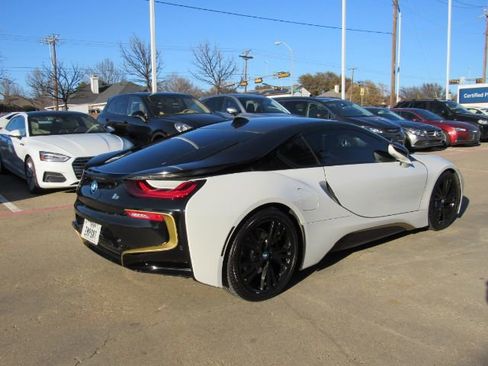 Used 2014 BMW i8 image 8