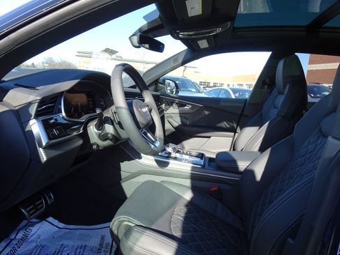 Used 2025 Audi SQ8 Prestige AWD/4WD image 4