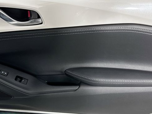 Used 2022 MAZDA MX-5 Miata Grand Touring w/ Weather Package image 22