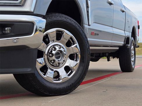 Used 2024 Ford F250 King Ranch w/ Chrome Package image 8