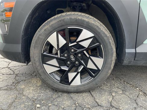 Used 2024 Hyundai Kona SEL image 24