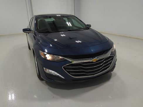 Used 2022 Chevrolet Malibu LT FWD image 14