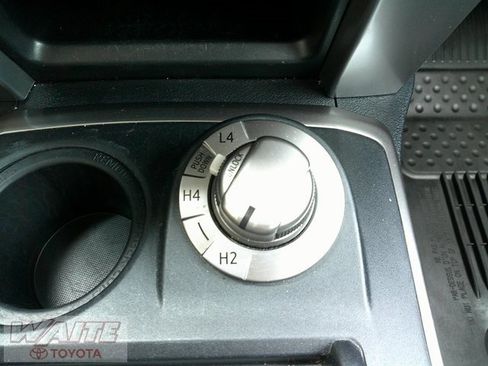 Certified 2022 Toyota 4Runner SR5 image 19