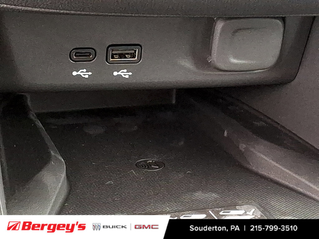 New 2026 Buick Envista Sport Touring w/ Convenience I Package FWD image 18