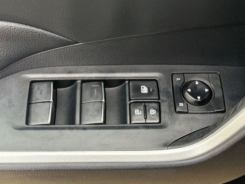 Used 2021 Toyota RAV4 XLE Premium FWD image 24