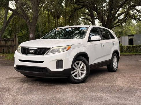 Used 2015 Kia Sorento LX FWD image 1