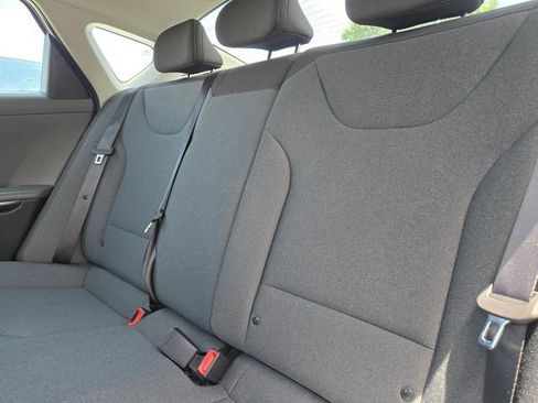 Certified 2025 Kia K4 FWD image 9