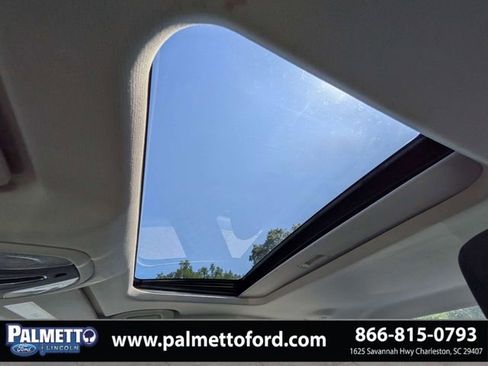 Used 2016 Chrysler 200 Limited w/ Anniversary Edition FWD image 19