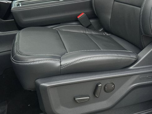 New 2025 Ford Expedition Platinum w/ Stealth Performance Package image 18