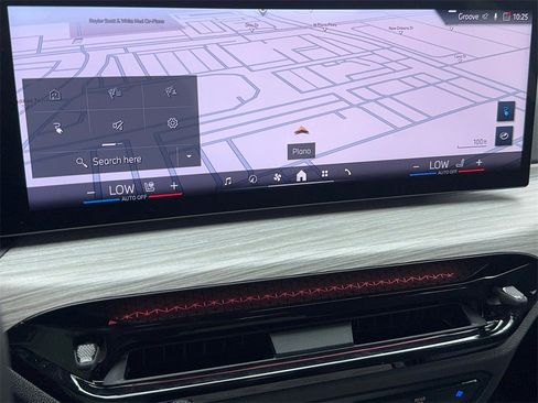 Used 2025 BMW i4 eDrive40 image 26