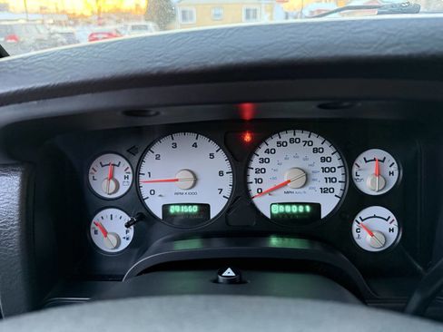 Used 2004 Dodge Ram 1500 Truck ST w/ ST Value Group image 16