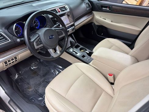Used 2016 Subaru Outback 2.5i Limited image 11